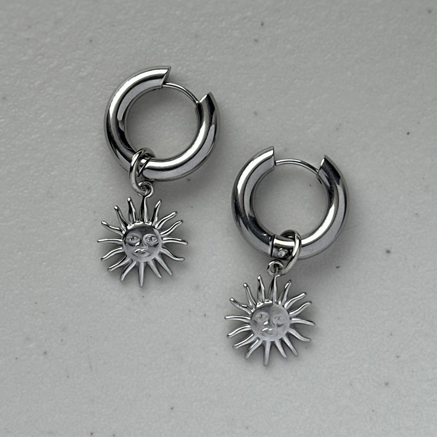 Sol hoops