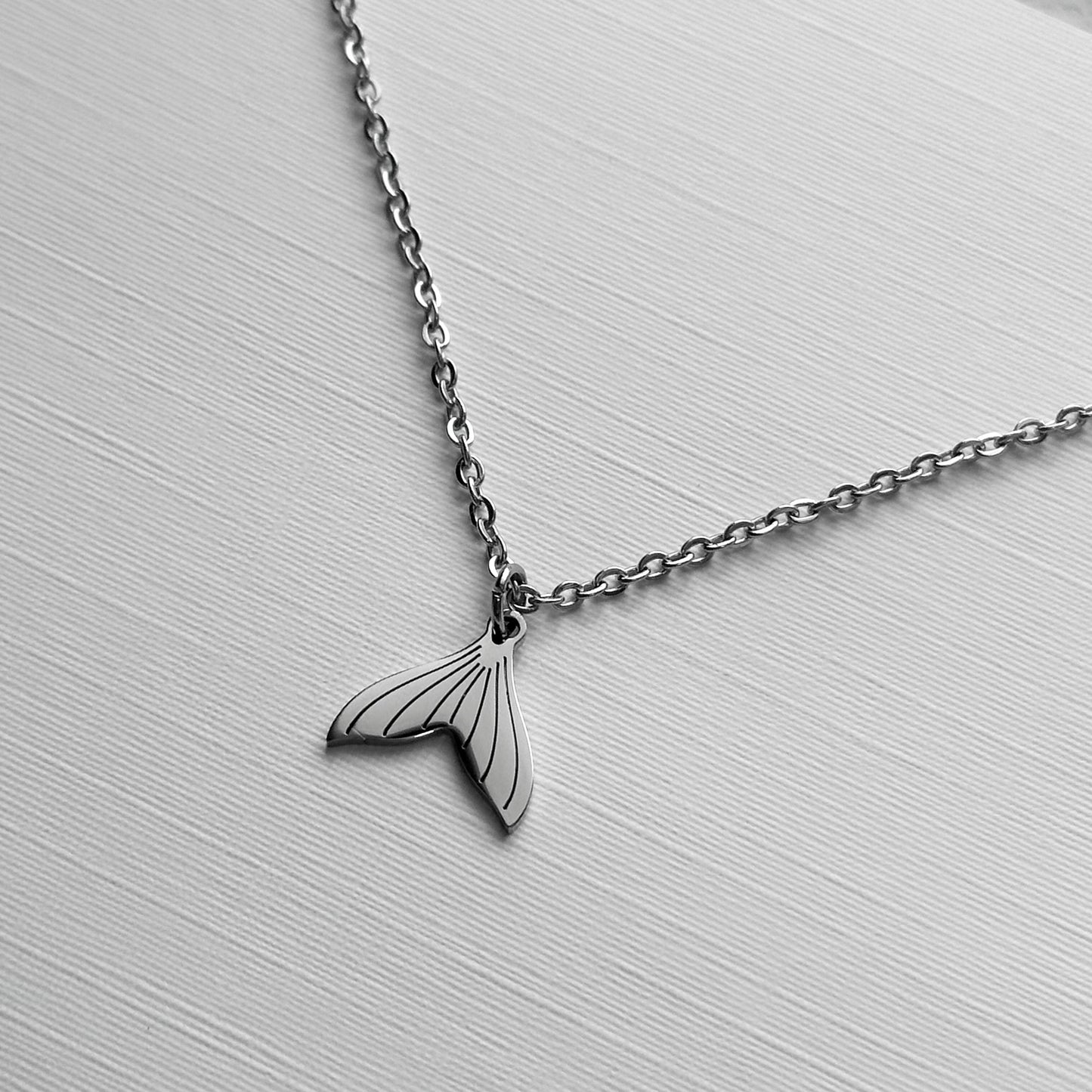 Collar sirena